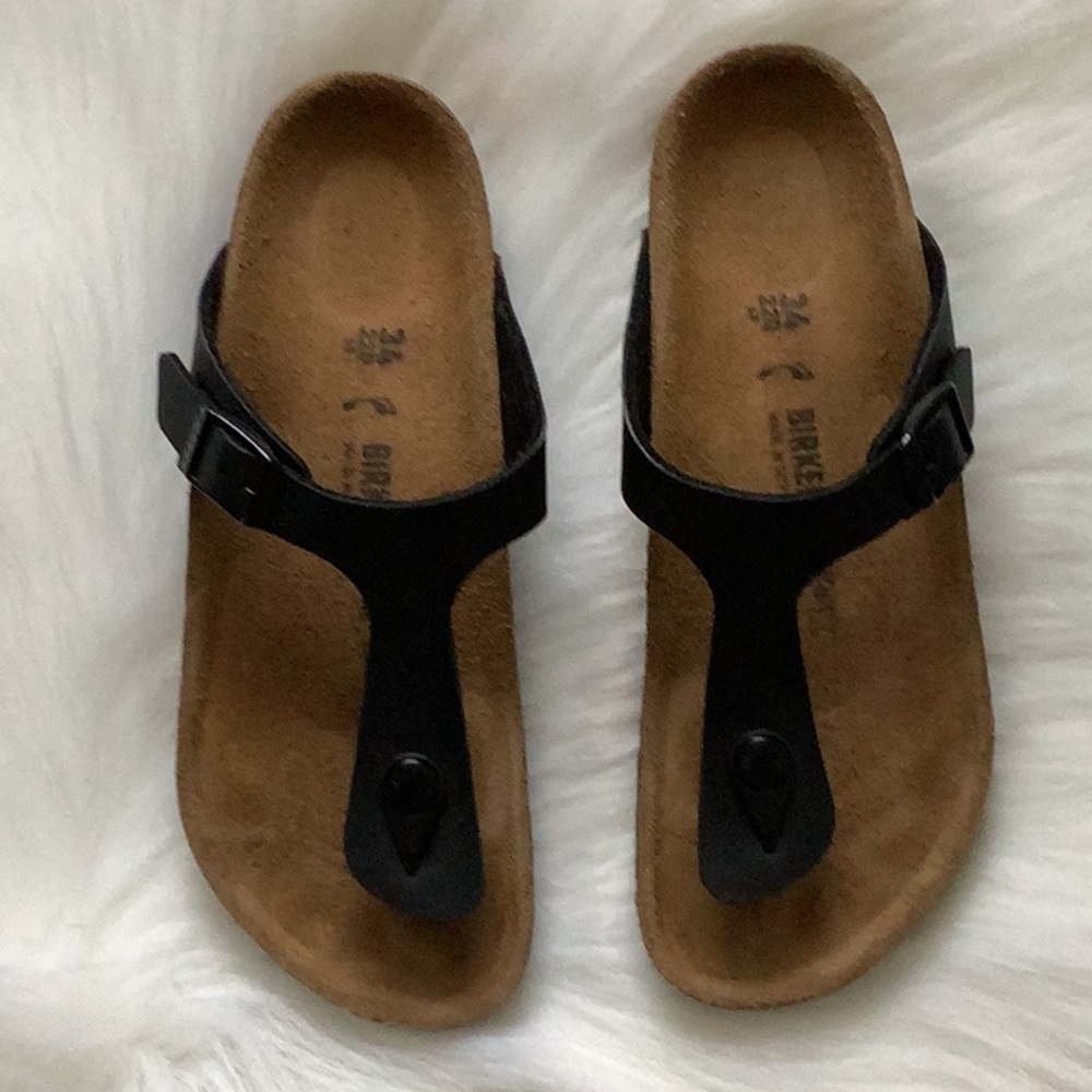 ⭐️New Without Tags⭐️BIRKENSTOCK Gizeh Sandal NWOT